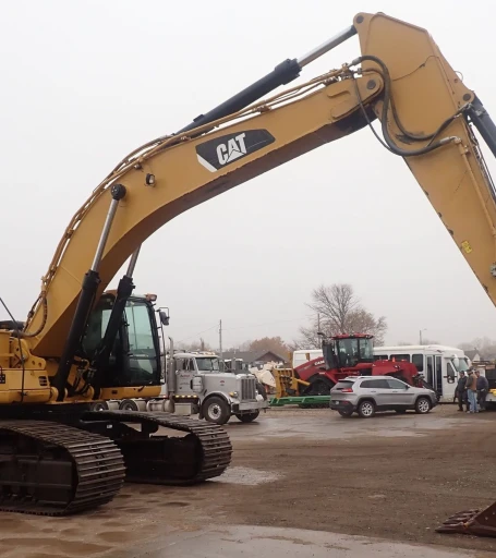2011 Caterpillar 345D L excavator