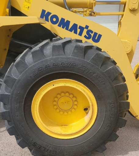 2005 Komatsu WA320 wheel loader