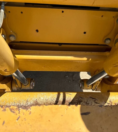2011 John Deere 772G motor grader