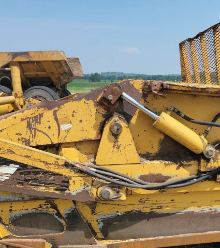 Volvo T450D 4WD scraper tractor