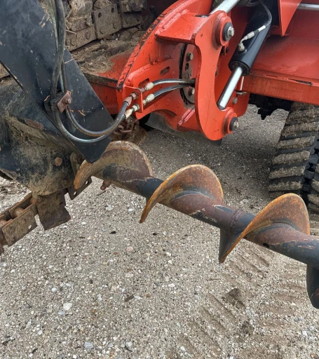 2013 Ditch Witch RT120 Quad trencher