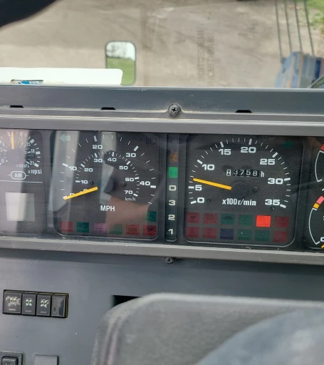 2011 Tadano GR300XL crane