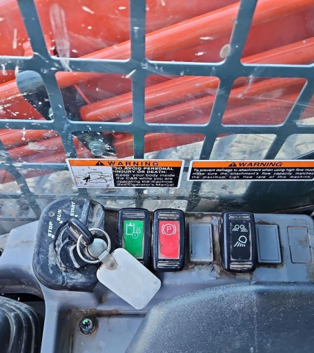 2022 Kubota SVL97-2 tracked skid steer loader