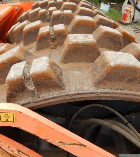 2016 Hamm H11I vibratory roller