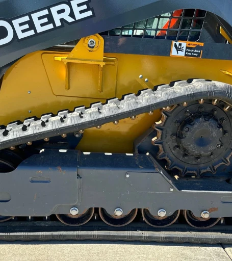 2023 John Deere 317G tracked skid steer loader