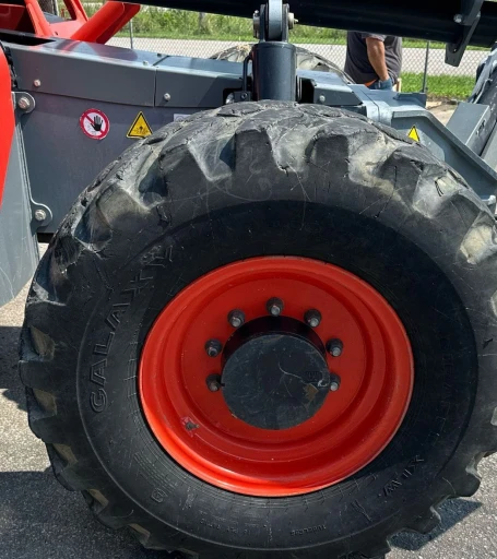 2018 Skyjack SJ1056 TH telehandler