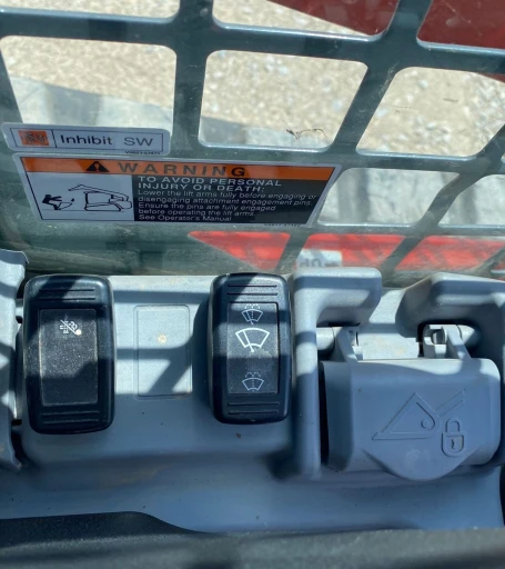 2021 Kubota SVL65-2  tracked skid steer loader