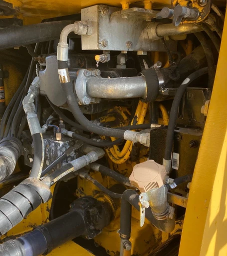 2011 John Deere 844K wheel loader