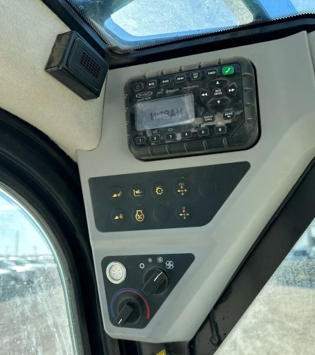 2022 JCB 3TS-8T tracked skid steer loader