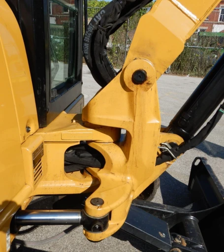 2018 Caterpillar 305E2 CR mini excavator