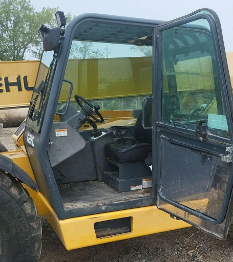2017 Gehl DL1240 telehandler