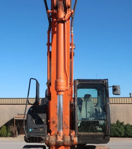 2016 Hitachi ZAXIS ZX160LC-6N