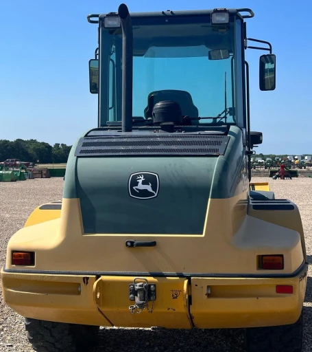 2016 John Deere 324K wheel loader