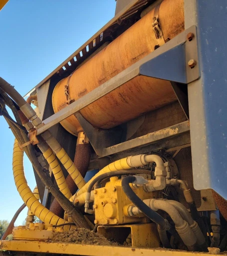 2001 John Deere 400C haul truck