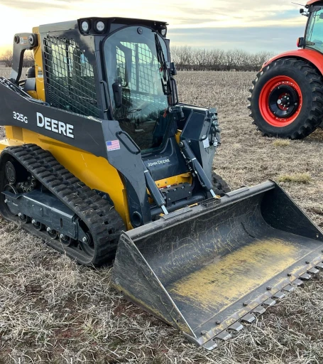 2019 John Deere 325G tracked skid steer loader