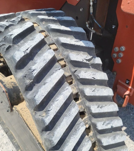 2012 Ditch Witch RT120 Quad vibratory cable plow
