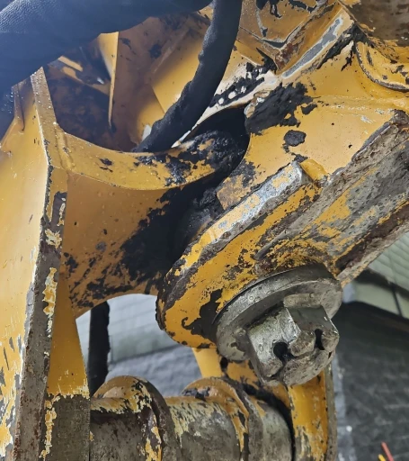 2014 Vermeer RTX1250 cable plow