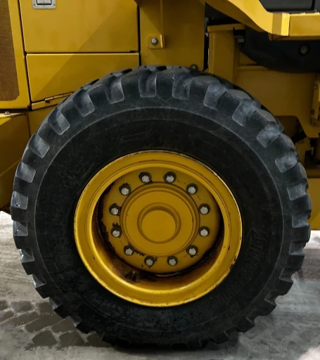 2013 John Deere 444K wheel loader