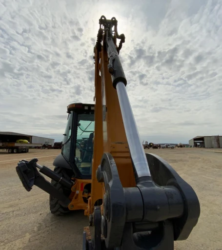2018 Case 580 Super N 4x4 Loader Backhoe WExtendahoe