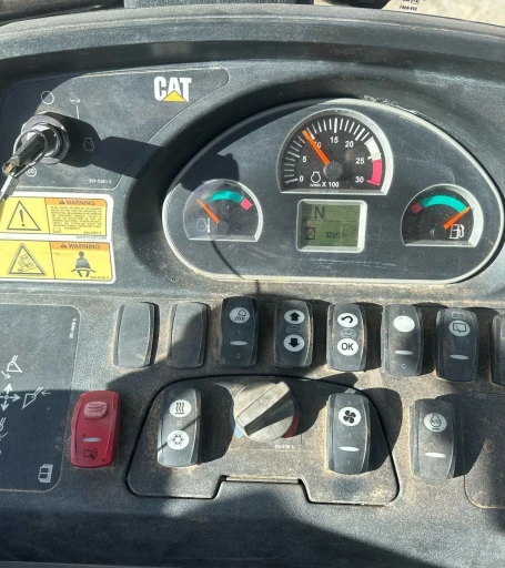 2015 Caterpillar 420F backhoe