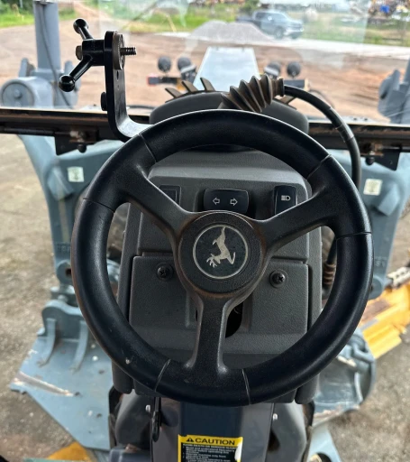 2013 John Deere 772GP motor grader