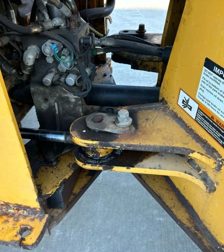 2013 John Deere 444K wheel loader