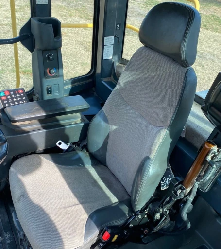 2011 John Deere 844K wheel loader