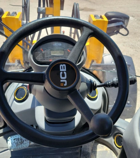 2022 JCB 407 wheel loader