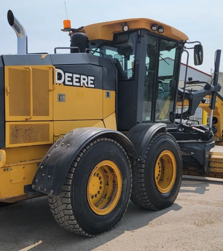 2016 John Deere 772GP motor grader