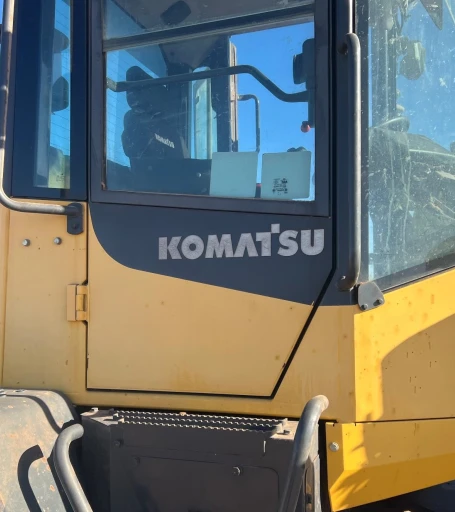2016 Komatsu WA270-8 Wheel Loader WAttachments