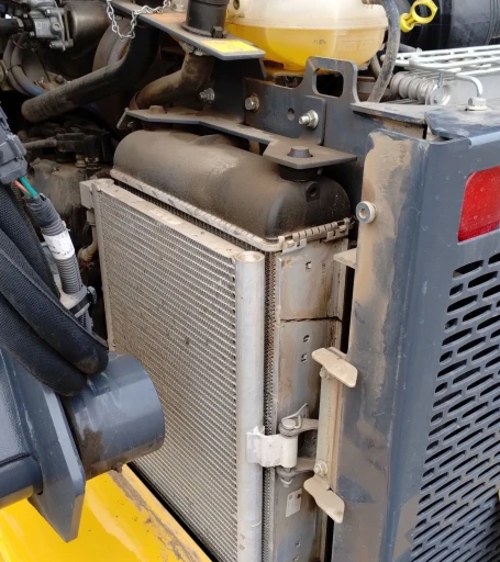 2022 John Deere 330G skid steer loader