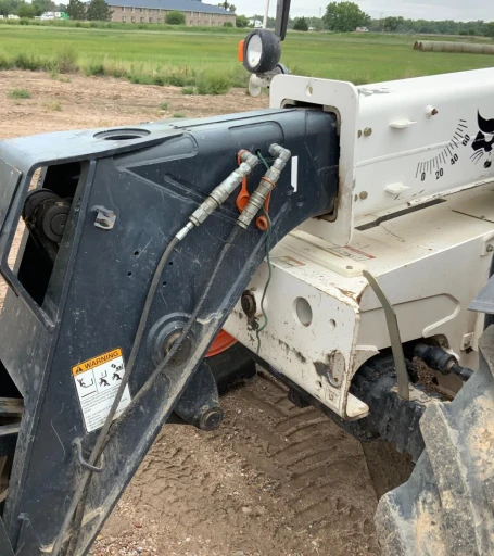 2010 Bobcat V723 4x4x4 Telehandler