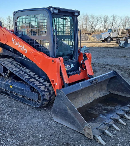 2022 Kubota SVL97-2 tracked skid steer loader