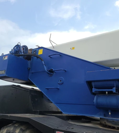 2011 Tadano GR300XL crane