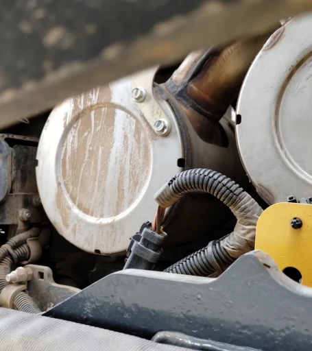 2022 John Deere 330G skid steer loader