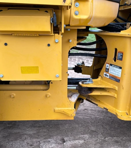 2022 John Deere 544 P-Tier wheel loader