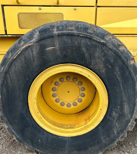 2013 John Deere 772GP motor grader