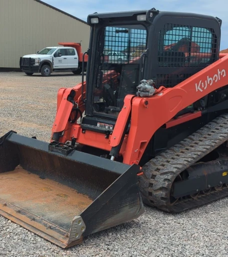 2022 Kubota SVL97-2 tracked skid steer loader