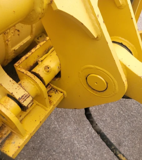2005 Komatsu WA320 wheel loader