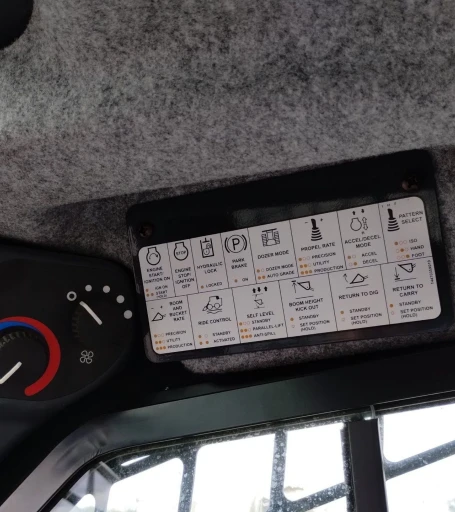 2022 John Deere 330G skid steer loader