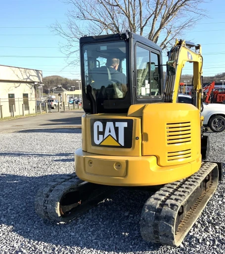 2017 CATERPILLAR 305.5E2 CR