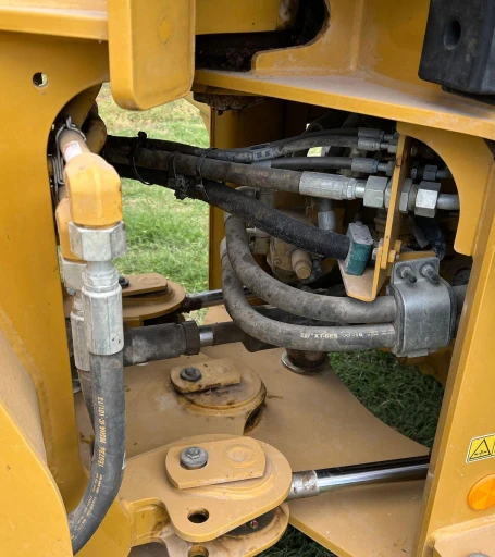 2020 Caterpillar 926M wheel loader