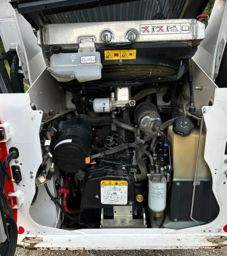 2022 Bobcat T76 R-Series tracked skid steer loader