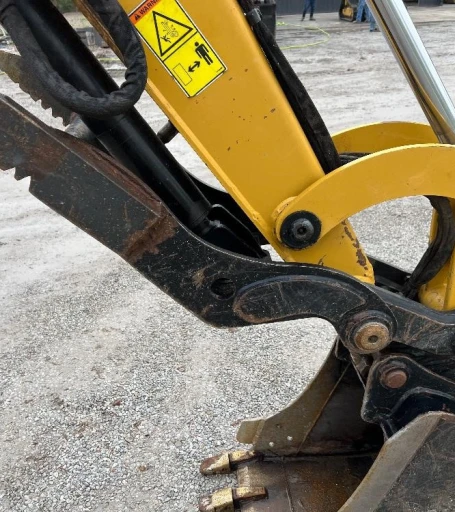 2018 Caterpillar 305.5E2 Mini Excavator