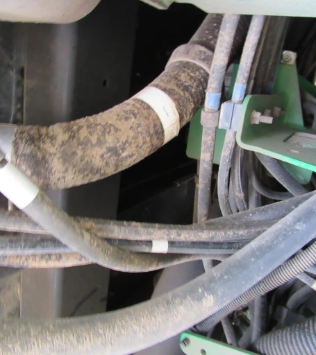 2014 John Deere R4038 self-propelled sprayer