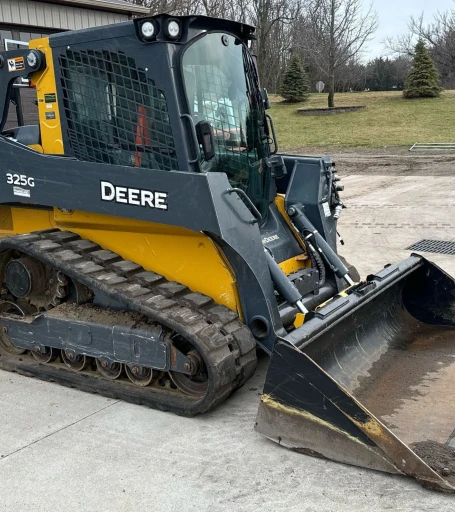 2021 John Deere 325g tracked skidsteer