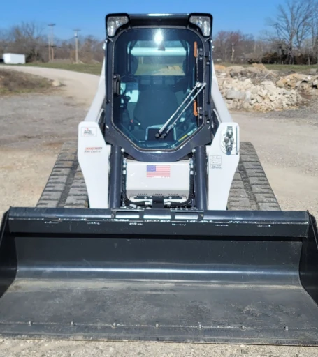 2022 Bobcat T870 tracked skid steer loader