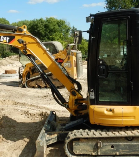 2017 Caterpillar 303.5 E2 mini excavator