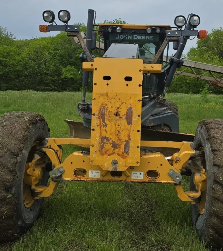 2013 John Deere 770G motor grader