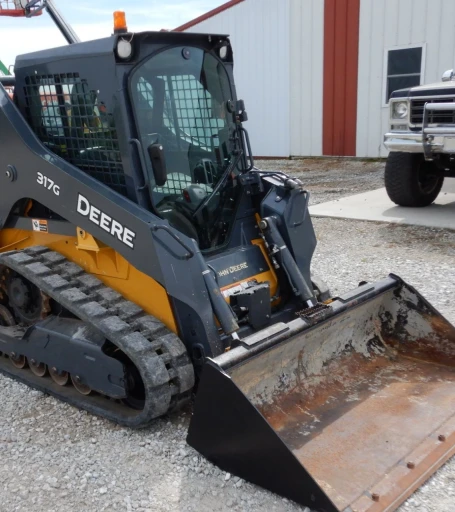 2019 John Deere 317G tracked skid steer loader